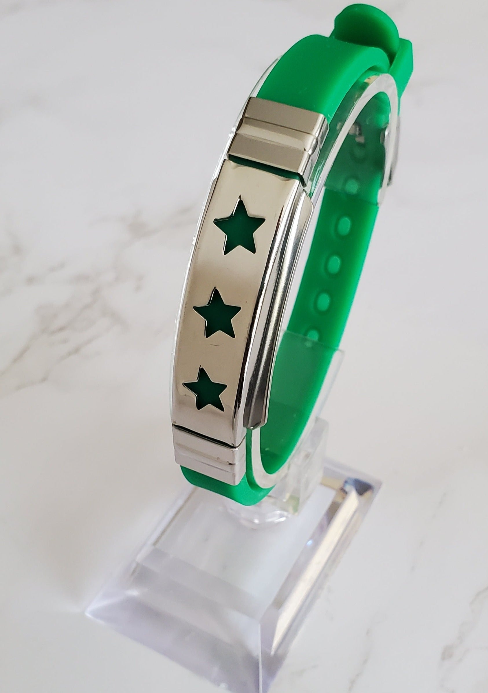 Frequency Jewelry Natural Pain Relief and EMF Protection Bracelet Stars Neoprene Band Color Green