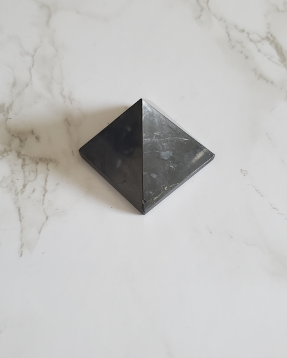Natural Pain Relief and Protection from 5G and EMFs Shungite Pyramid 35mm